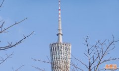 从塔体高450米